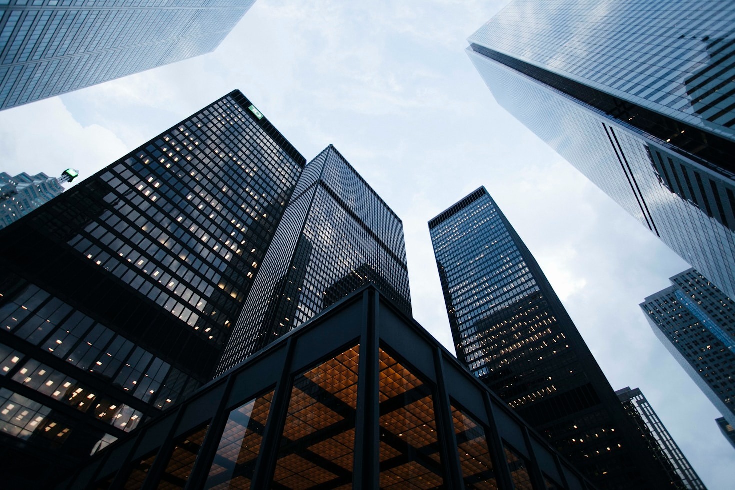 A Guide to Efficient Real Estate Services